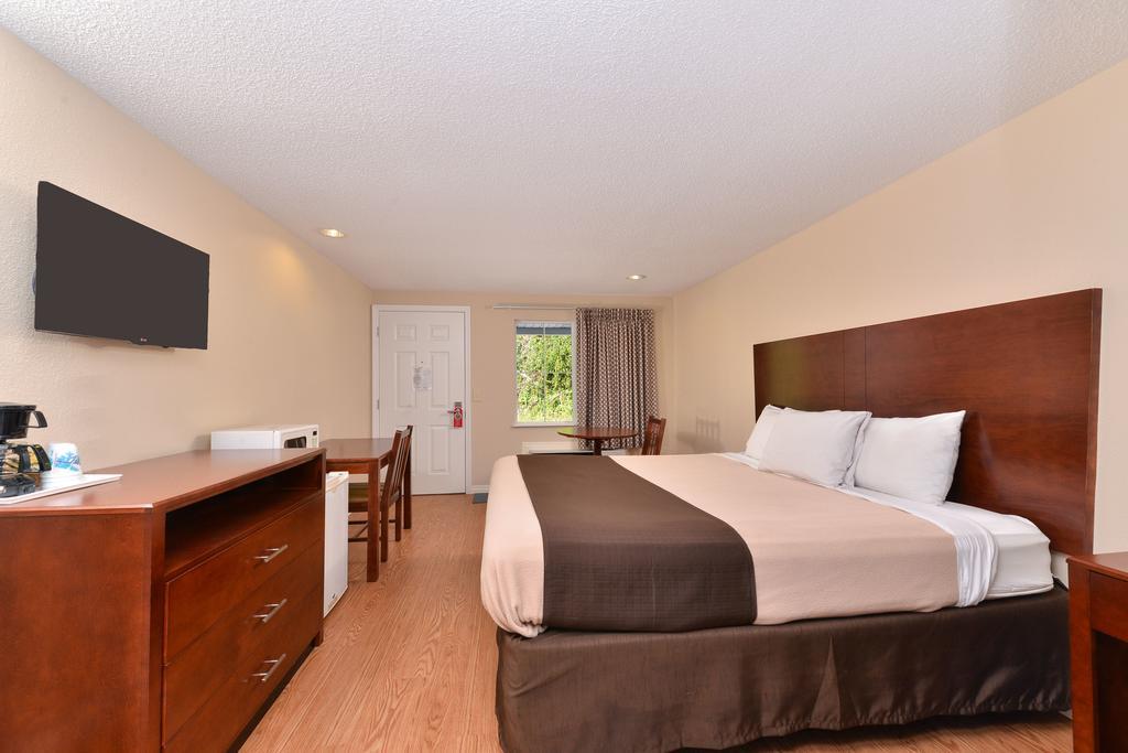 Americas Best Value Inn & Suites St Clairsville Wheeling St. Clairsville Ruang foto