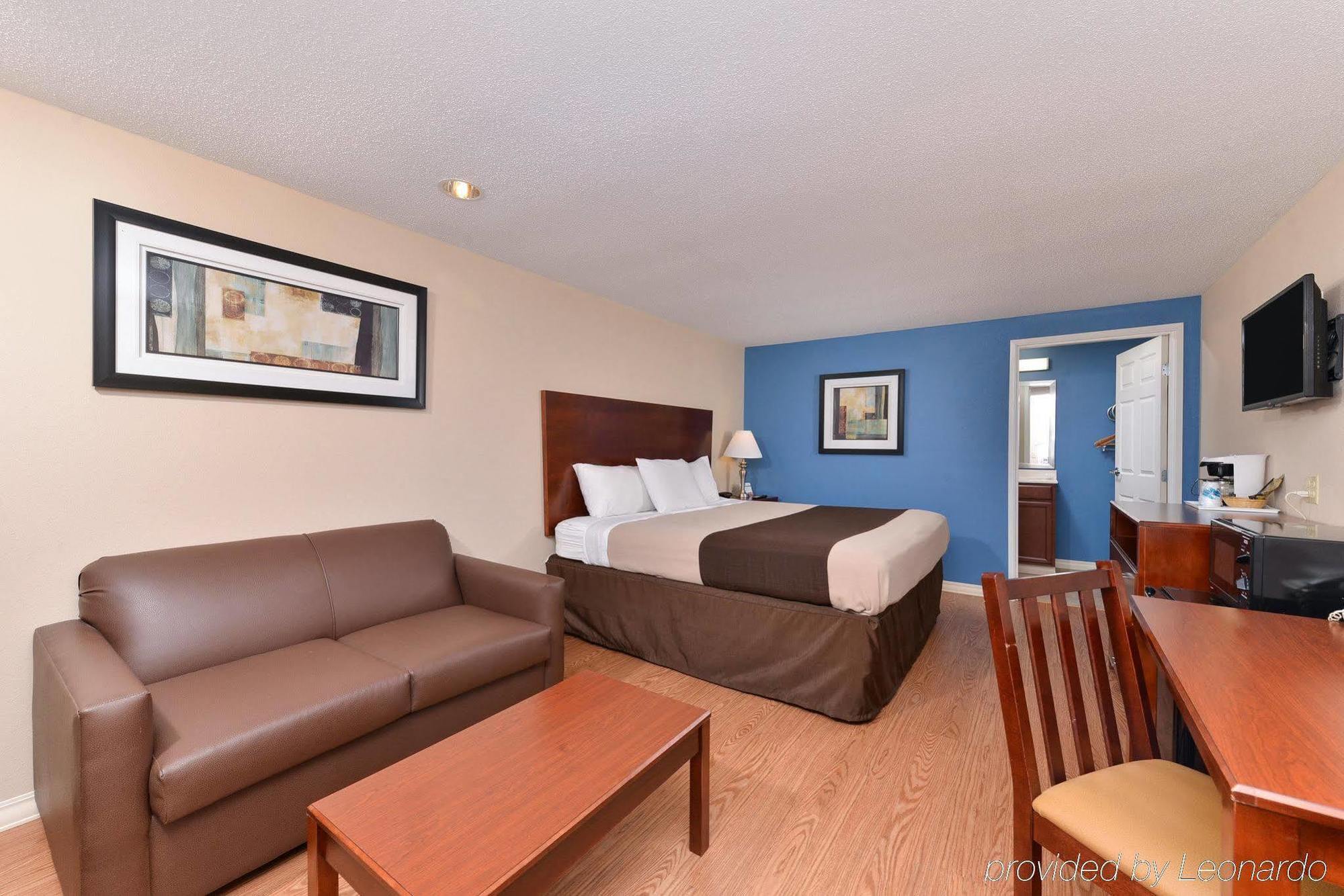 Americas Best Value Inn & Suites St Clairsville Wheeling St. Clairsville Bagian luar foto