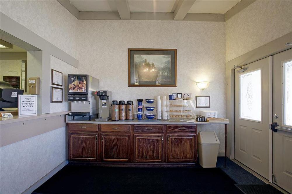 Americas Best Value Inn & Suites St Clairsville Wheeling St. Clairsville Restoran foto