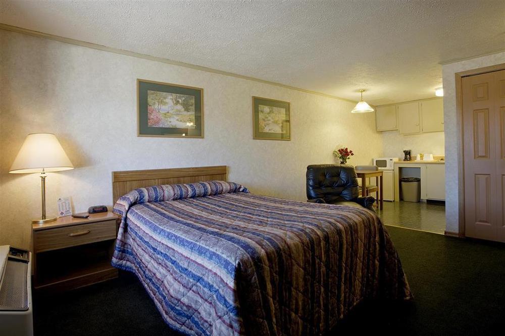 Americas Best Value Inn & Suites St Clairsville Wheeling St. Clairsville Ruang foto